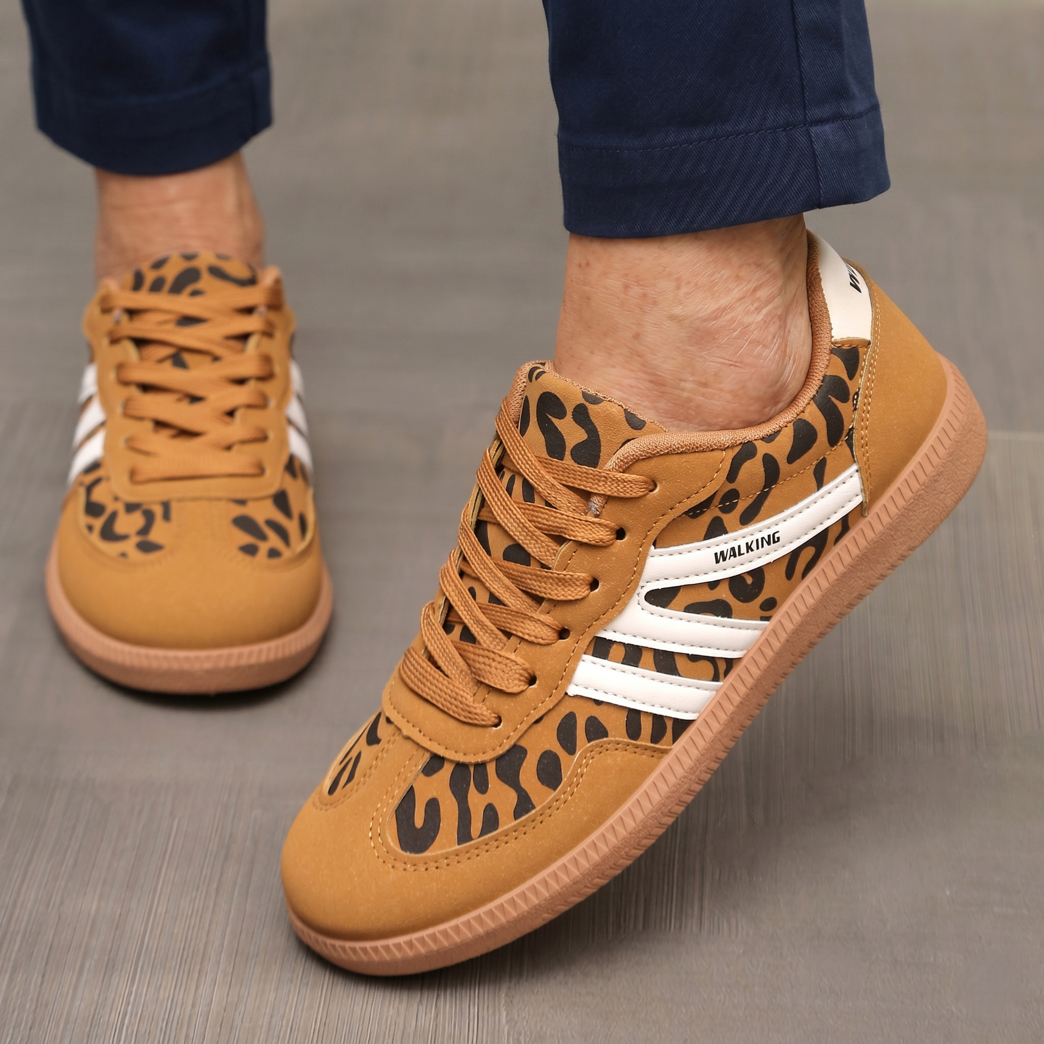 Leopard print / 8.5