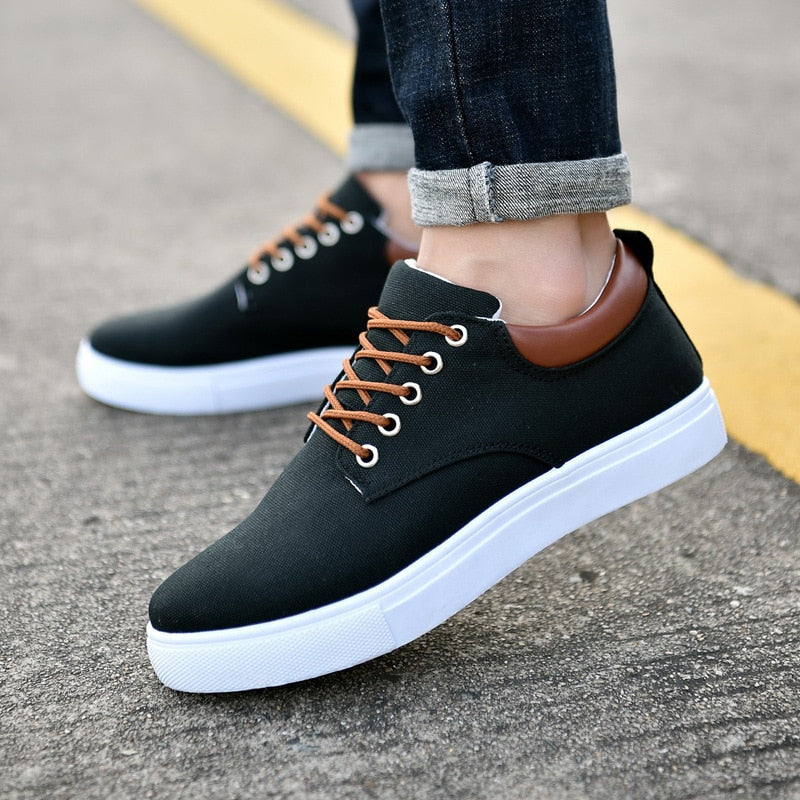 Black / 12