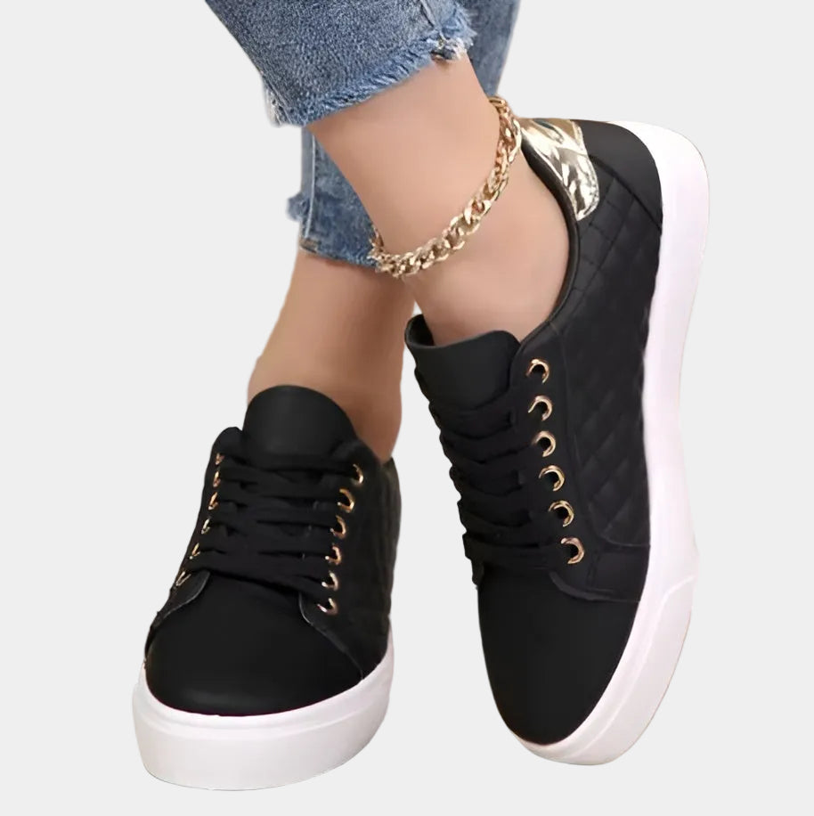 Black / 10